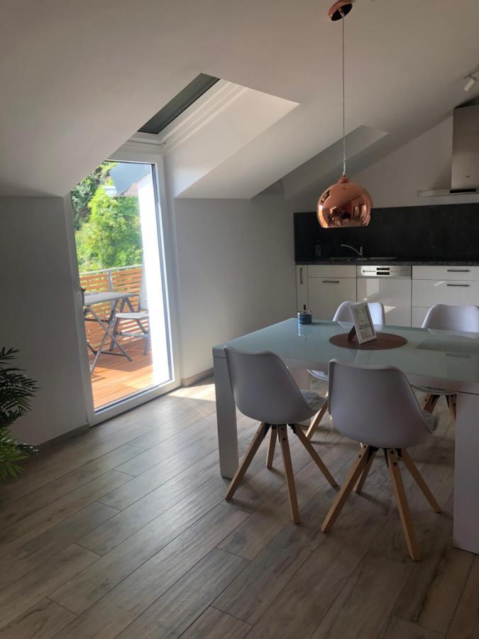Ferienwohnungen Lamisto Am Waldesrand Neckartenzlingen 外观 照片