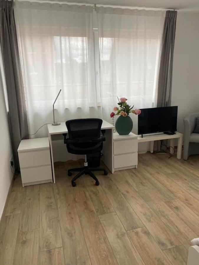 Ferienwohnungen Lamisto Am Waldesrand Neckartenzlingen 外观 照片